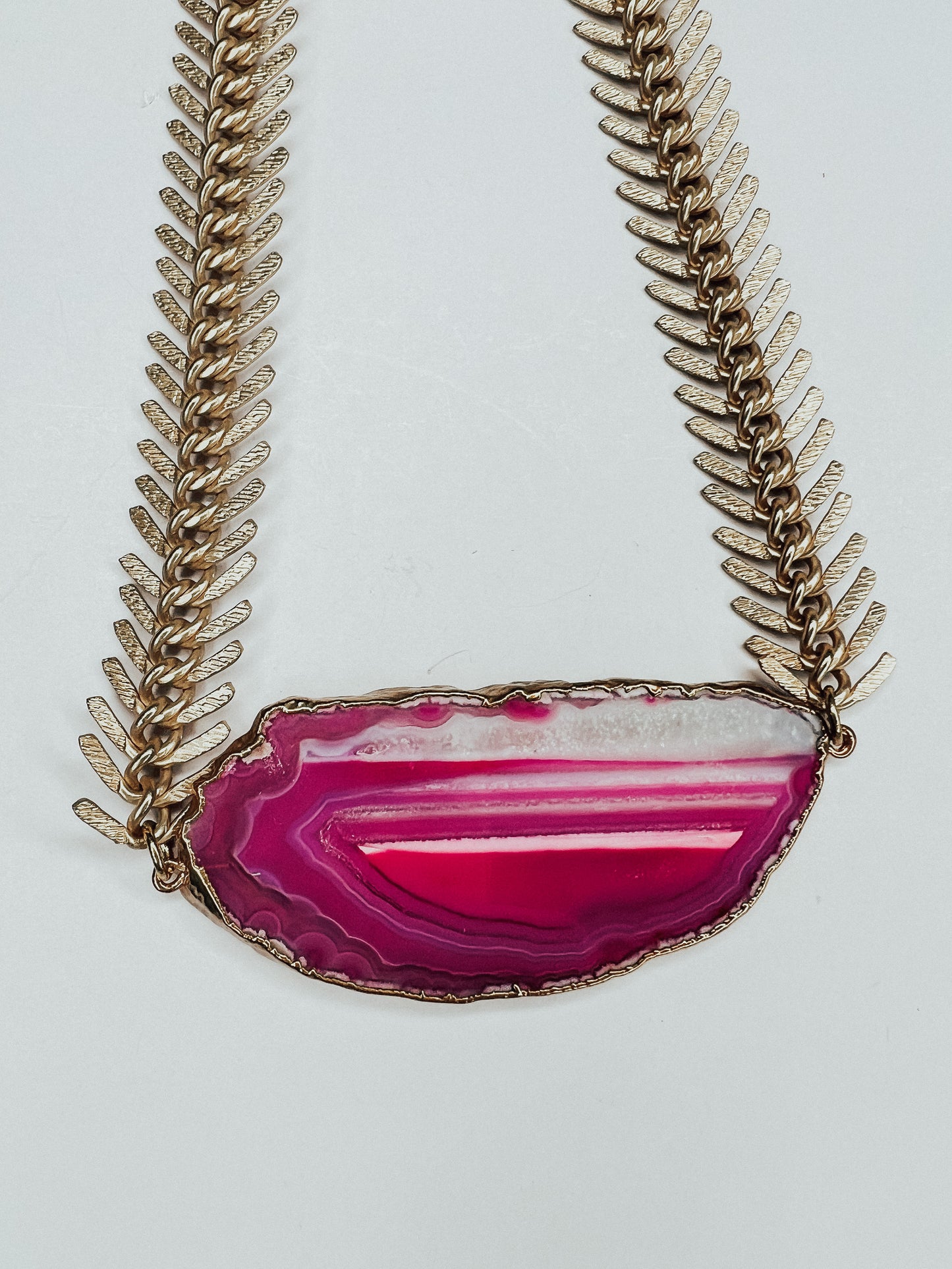 Hot Pink Agate slice Statement necklace on Gold Fishbone Chain